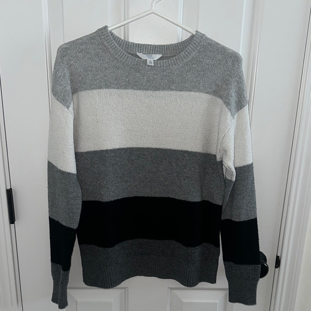 Women’s Gray and Black Striped Sweater - Time and Tru